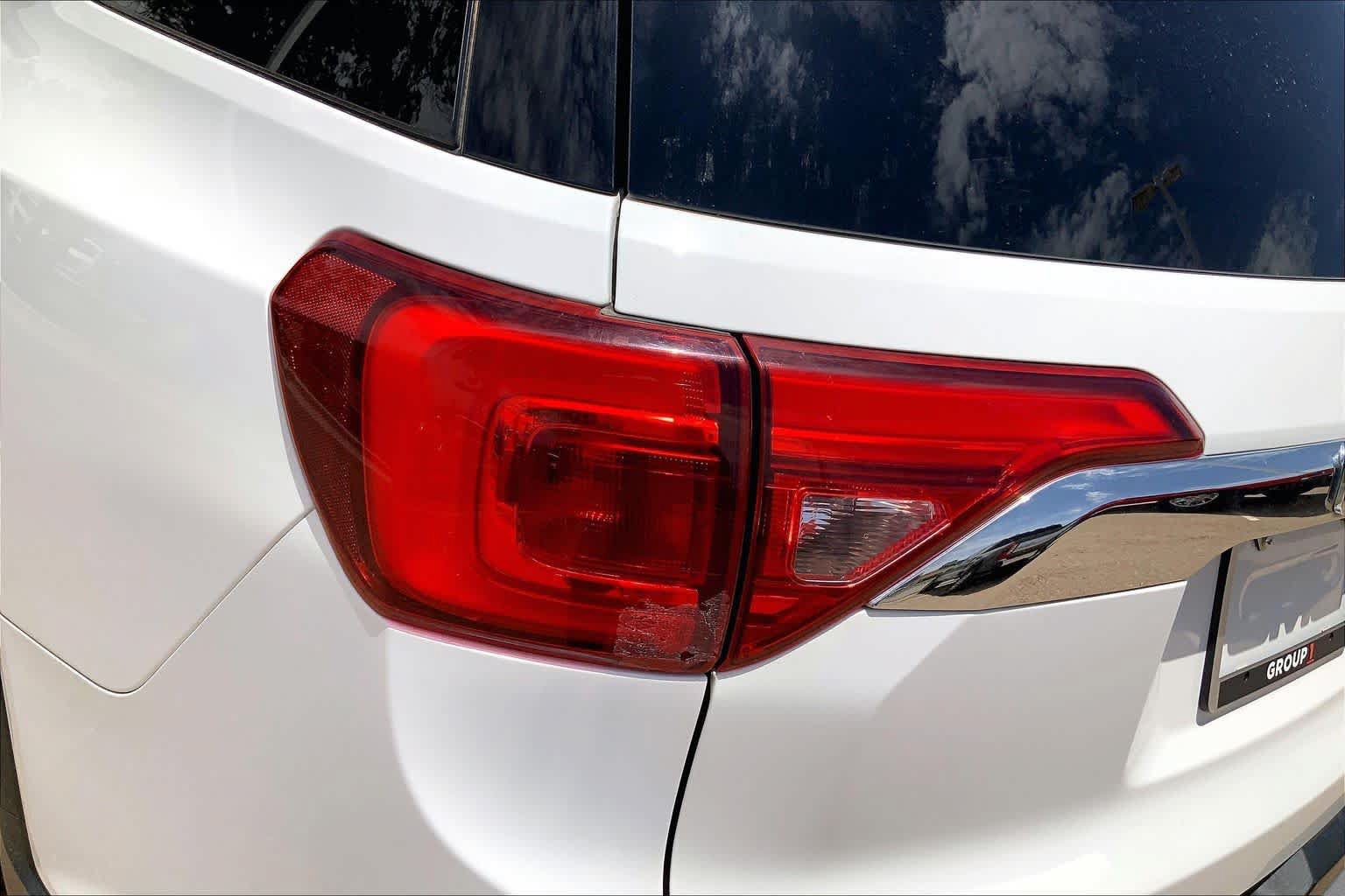 Used 2018 GMC Acadia SLT FWD image 32