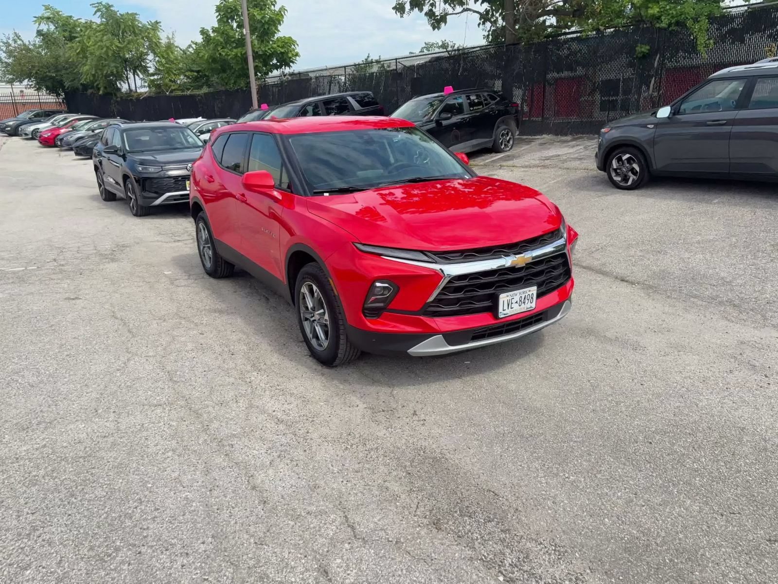 Used 2026 Chevrolet Blazer LT AWD/4WD image 3