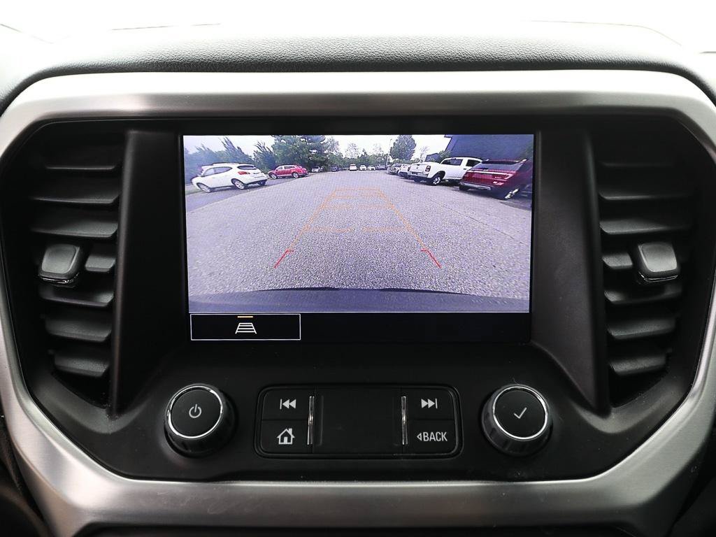 Used 2023 GMC Acadia SLE w/ Driver Convenience Package FWD image 18