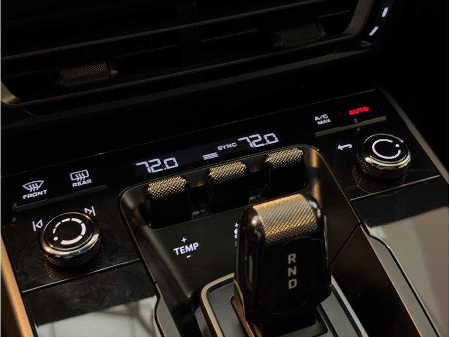 Used 2020 Porsche 911 Carrera image 17