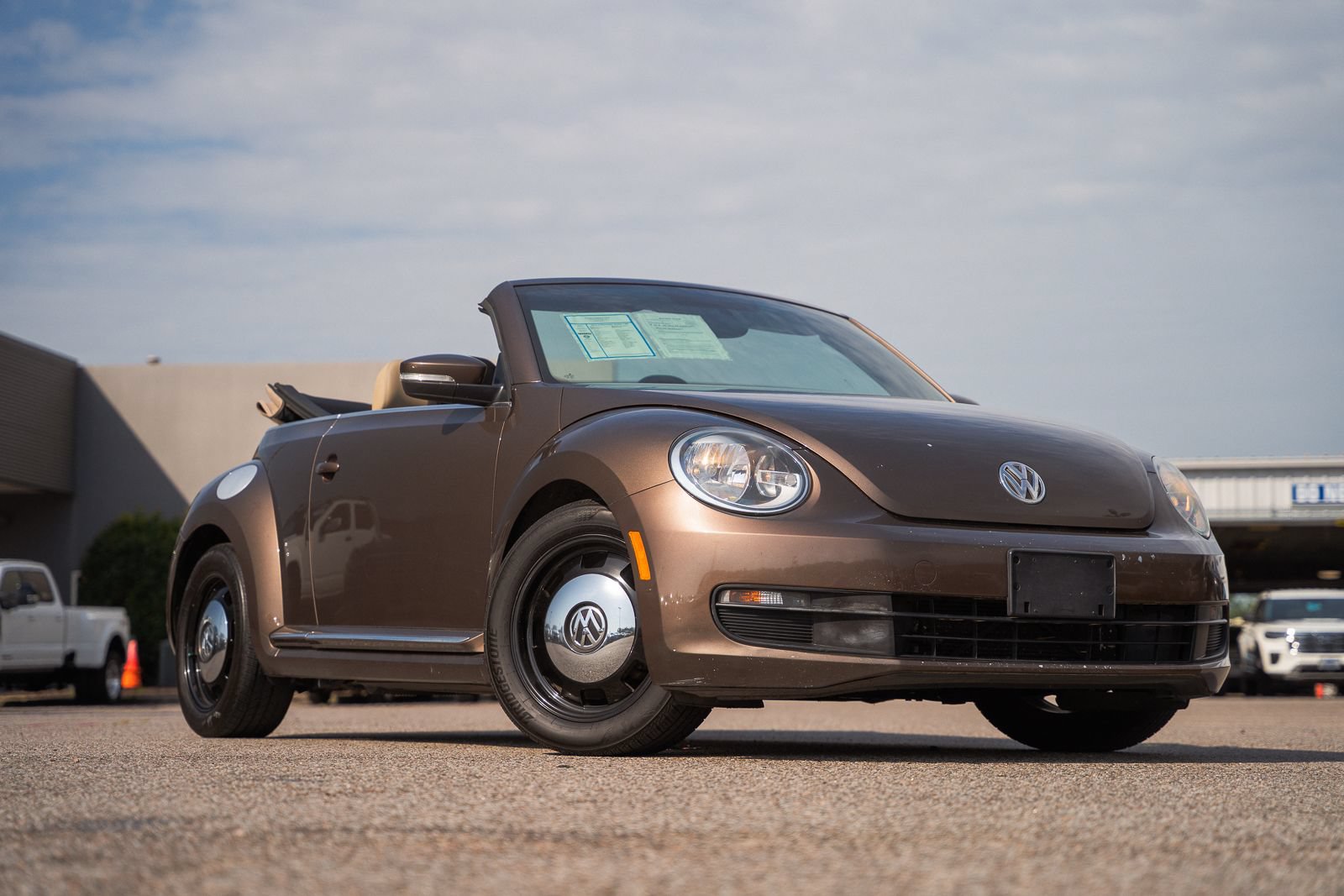 Used 2014 Volkswagen Beetle 1.8T FWD image 3
