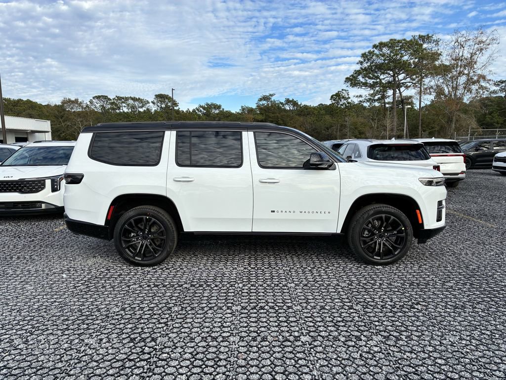 New 2026 Jeep Grand Wagoneer Summit AWD/4WD image 4
