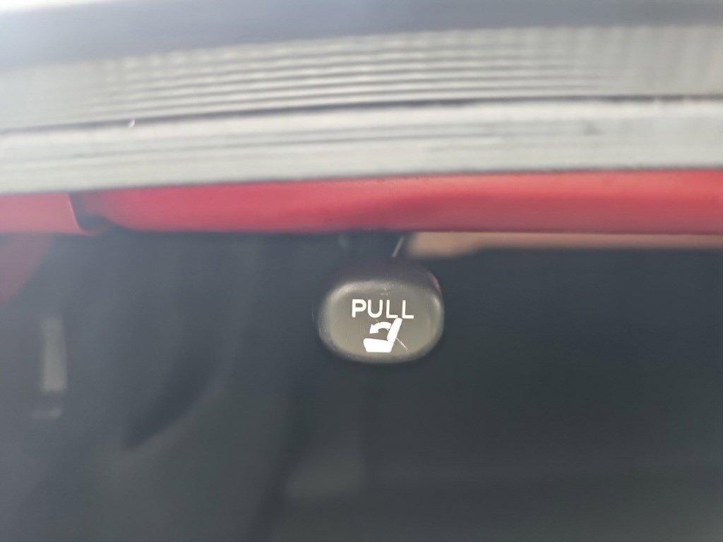 Used 2023 Toyota Camry SE w/ Convenience Package FWD image 22