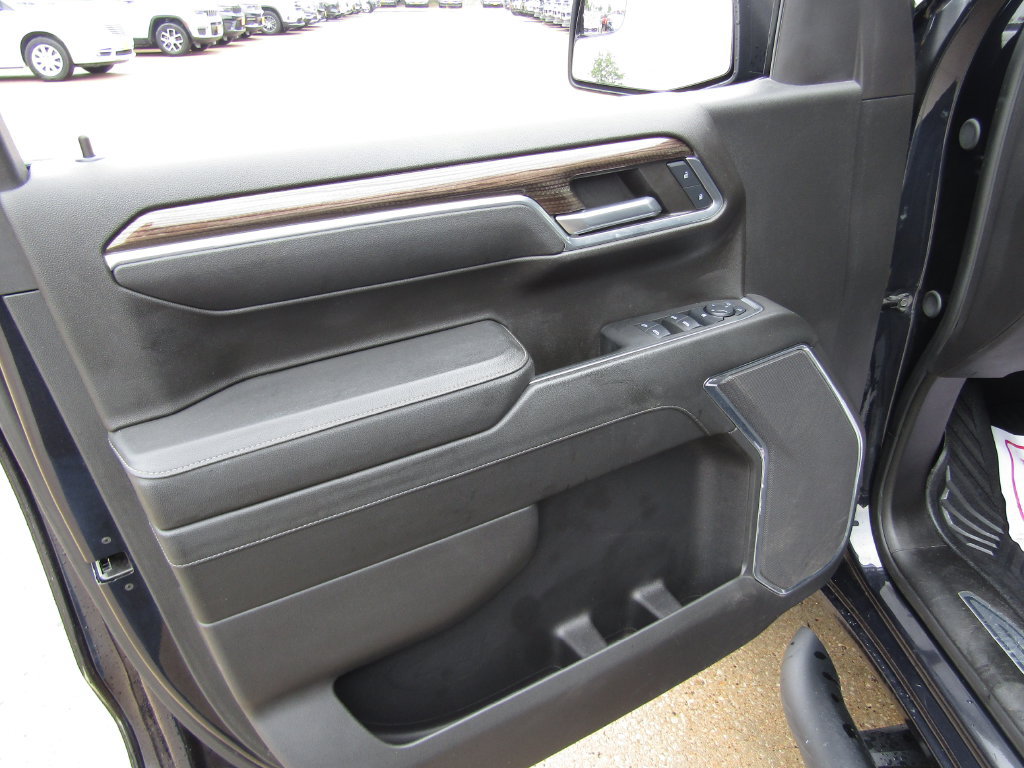 Used 2024 Chevrolet Silverado 1500 LT Trail Boss AWD/4WD image 21
