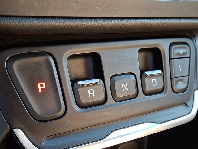 Used 2020 GMC Terrain SLT w/ Preferred Package AWD/4WD image 16