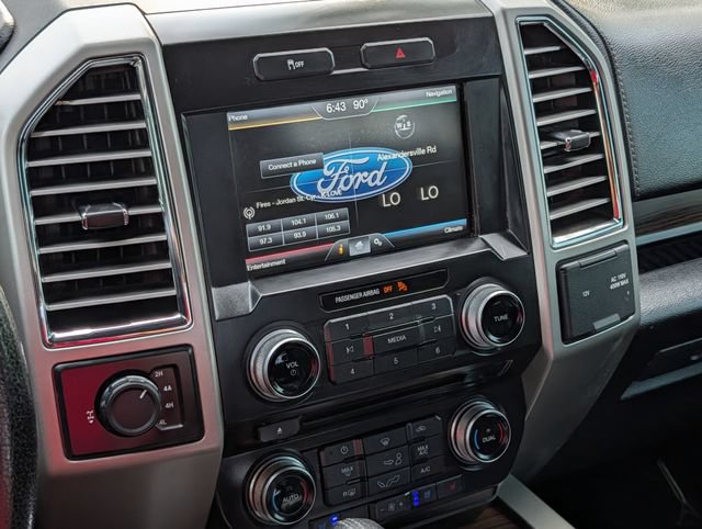 Used 2015 Ford F150 Lariat w/ Equipment Group 501A Mid AWD/4WD image 19