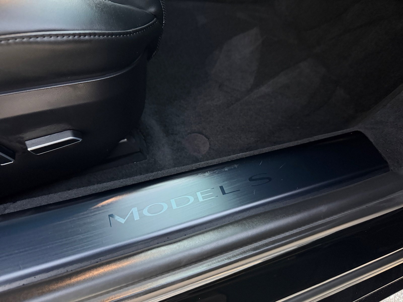 Used 2022 Tesla Model S image 34