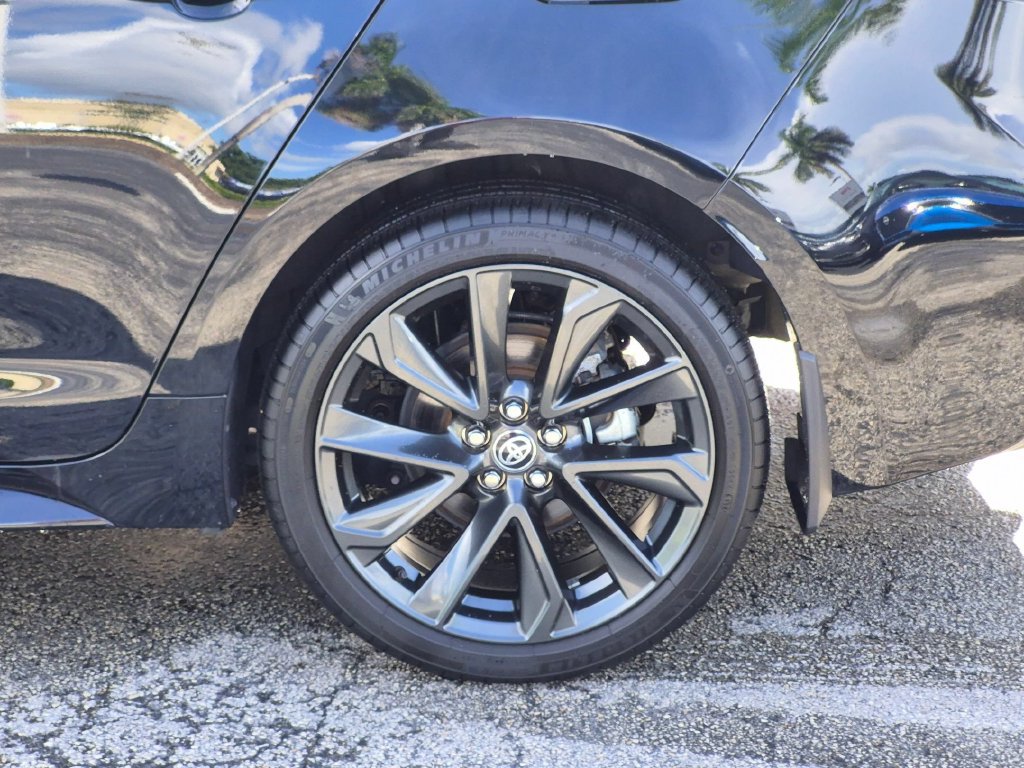 Used 2025 Toyota Corolla SE FWD image 33