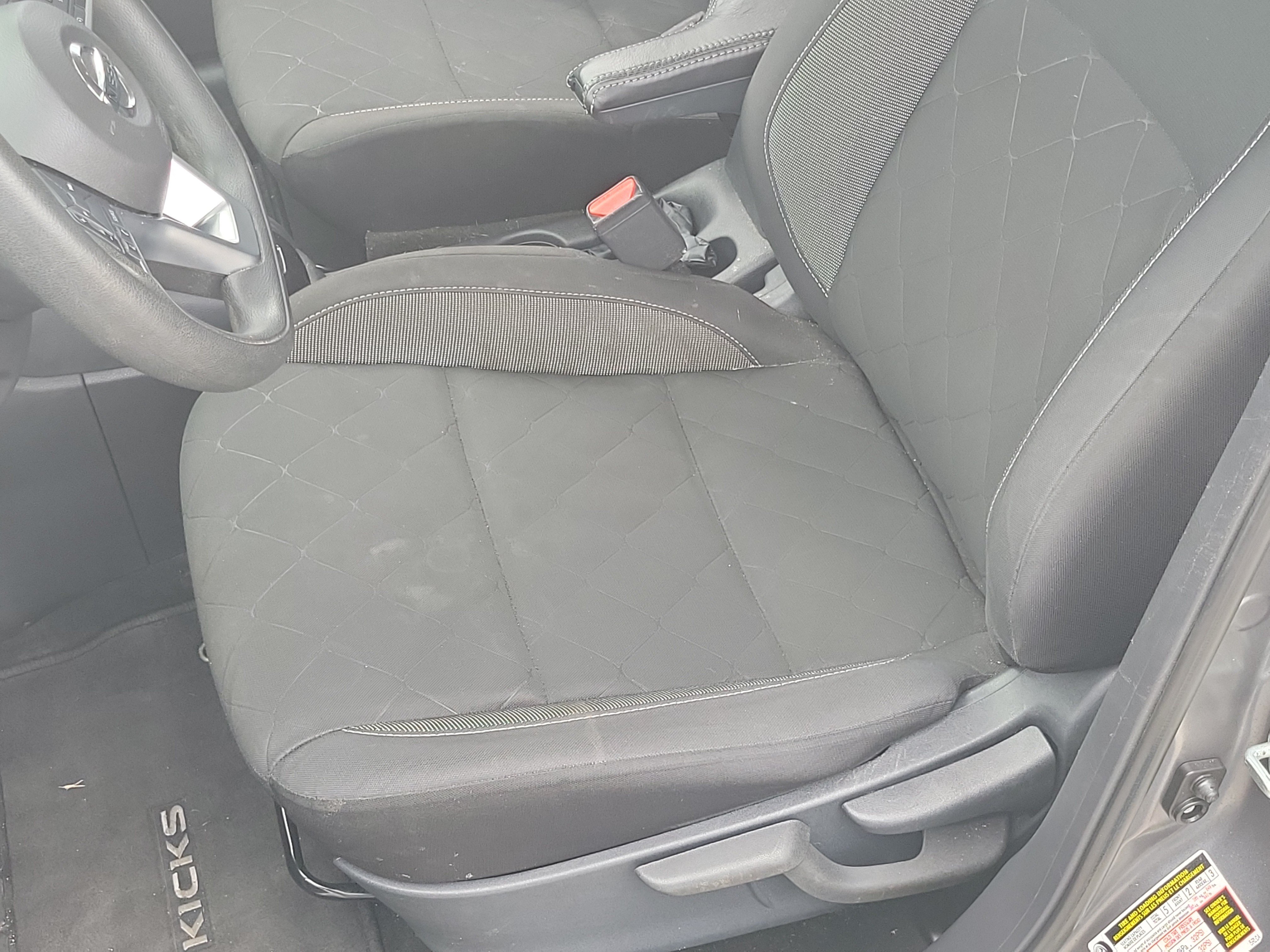 Used 2020 Nissan Kicks S FWD image 17