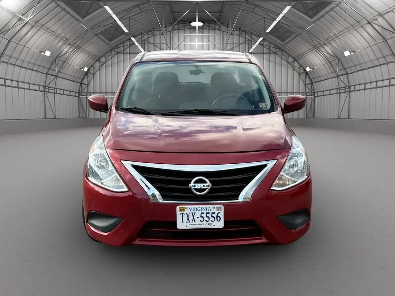 Used 2019 Nissan Versa SV FWD image 3
