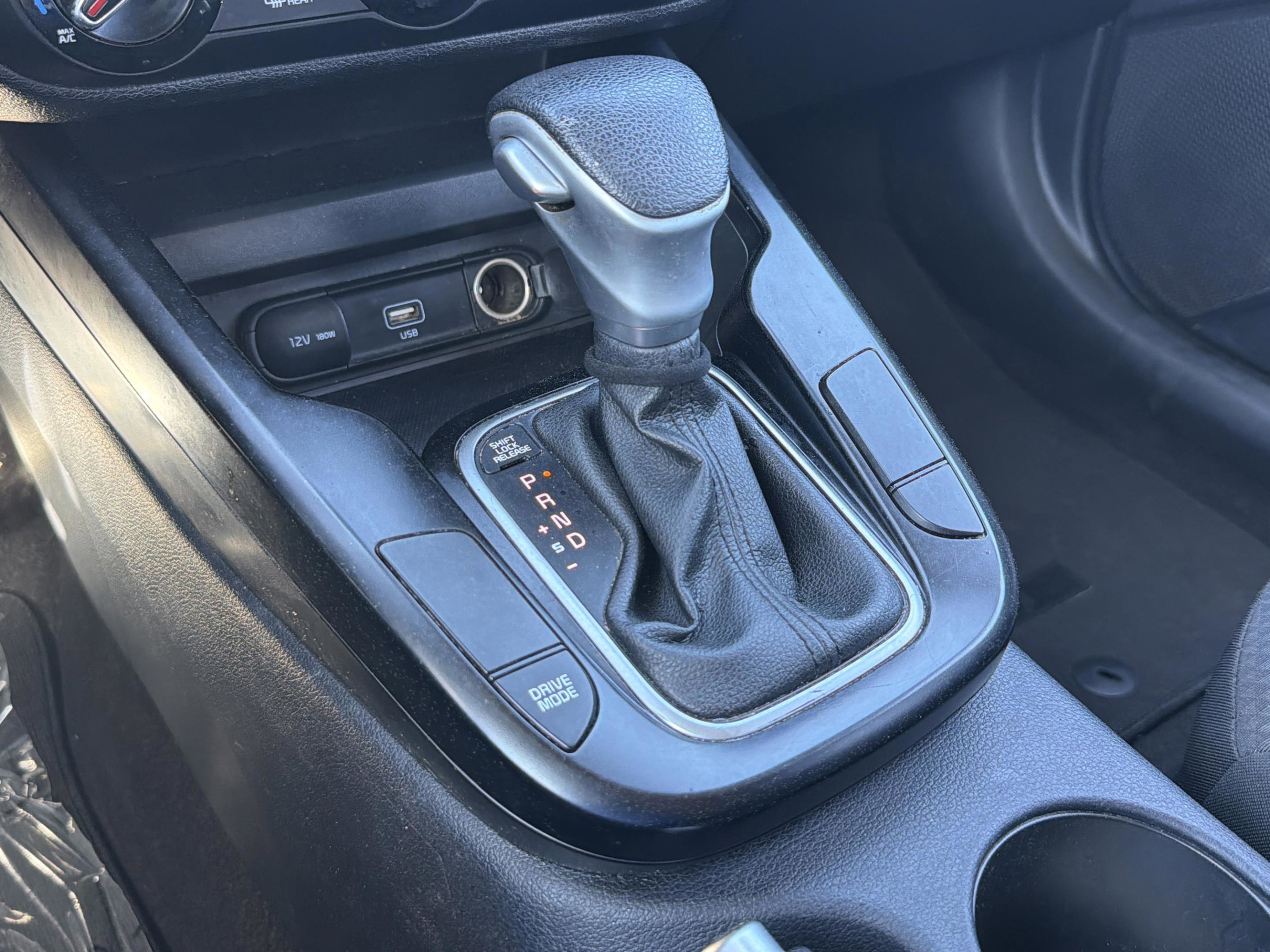 Used 2021 Kia Soul LX image 29