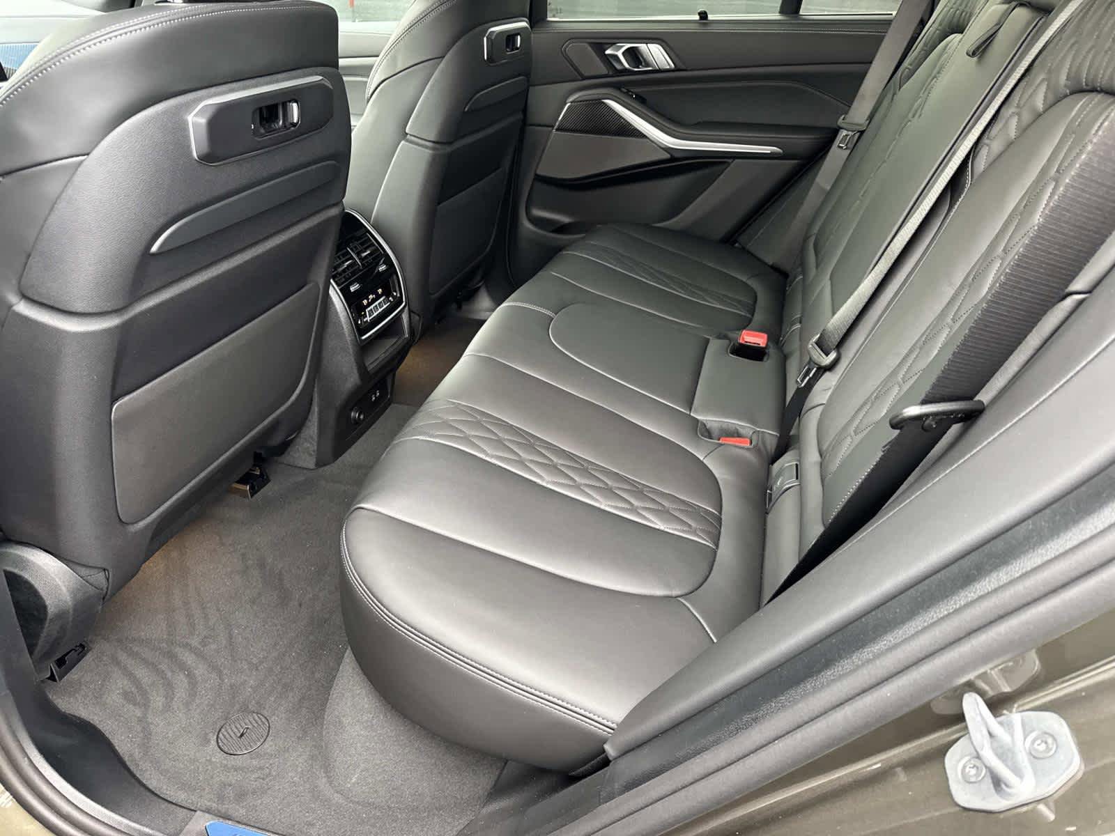 New 2026 BMW X5 M60i AWD/4WD image 15