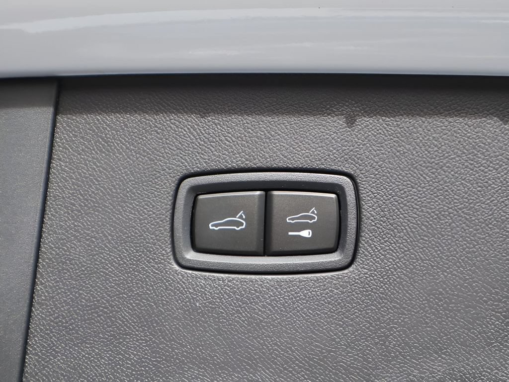 New 2026 Porsche Cayenne Coupe AWD/4WD image 18