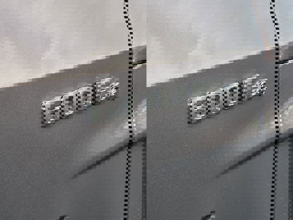 New 2026 Cadillac Lyriq Premium Luxury image 7