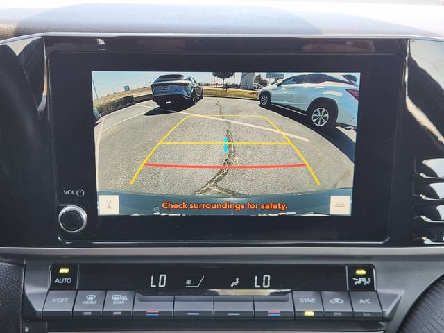 Used 2025 Toyota Camry SE FWD image 17