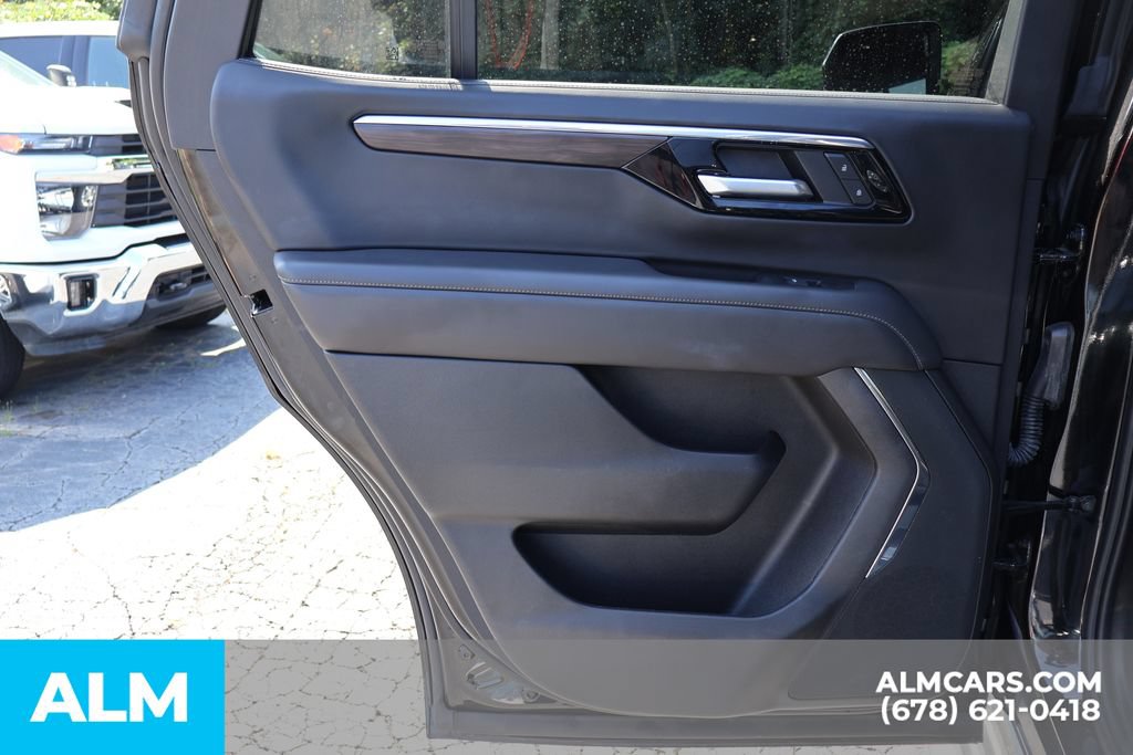 Used 2025 Chevrolet Tahoe LT RWD image 20