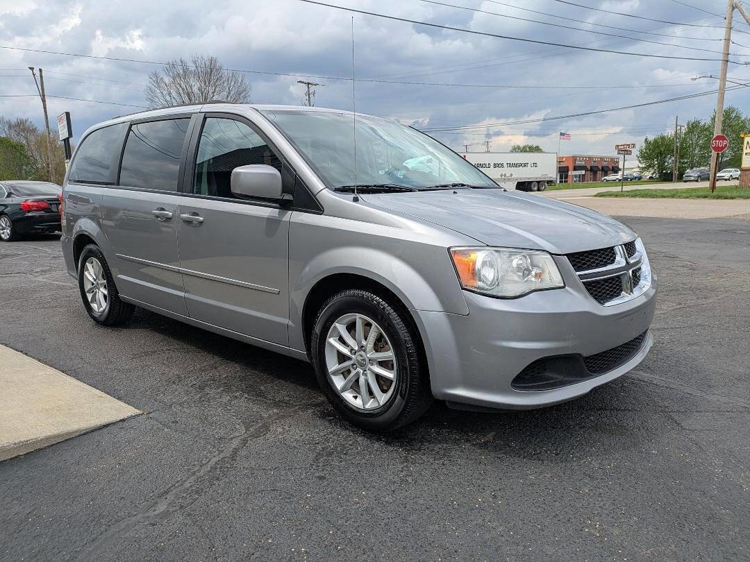 Used 2015 Dodge Grand Caravan SXT w/ UConnect Hands-Free Group image 4