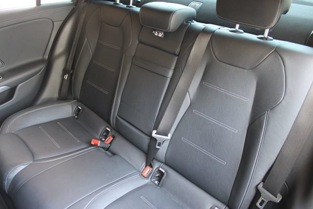 Used 2021 Mercedes-Benz A 220 image 11