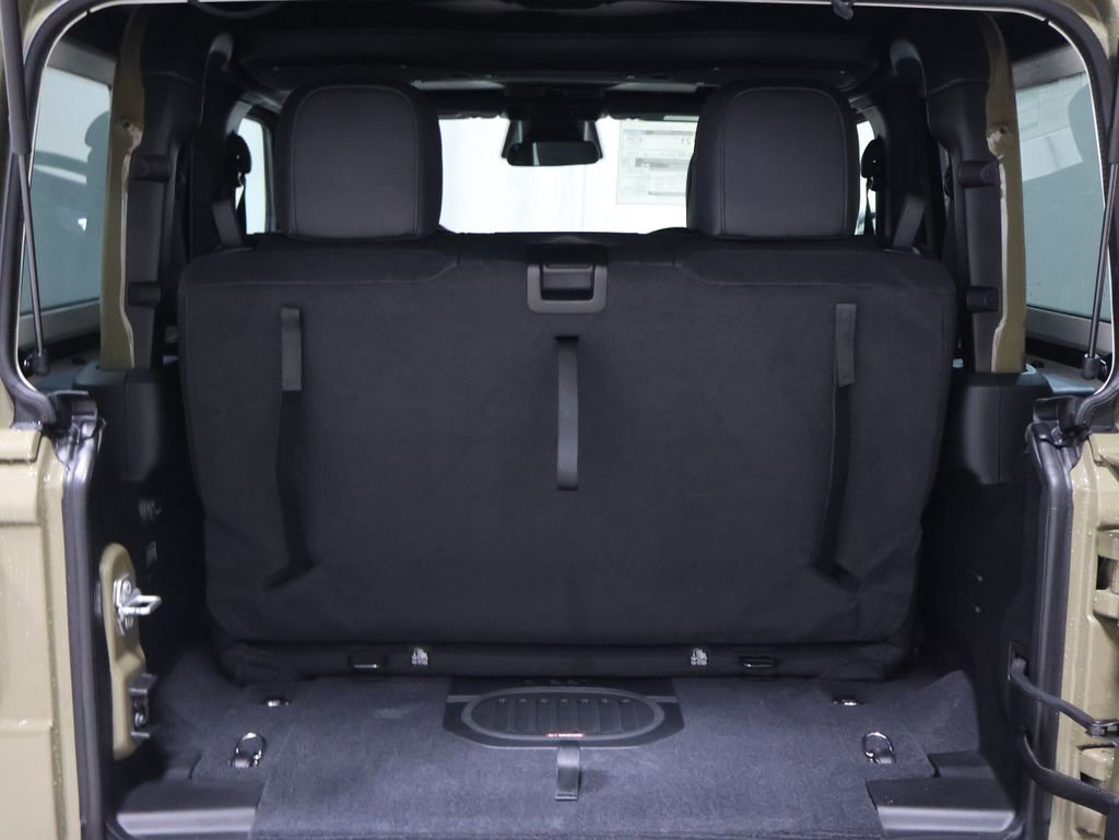 New 2026 Jeep Wrangler Rubicon AWD/4WD image 13