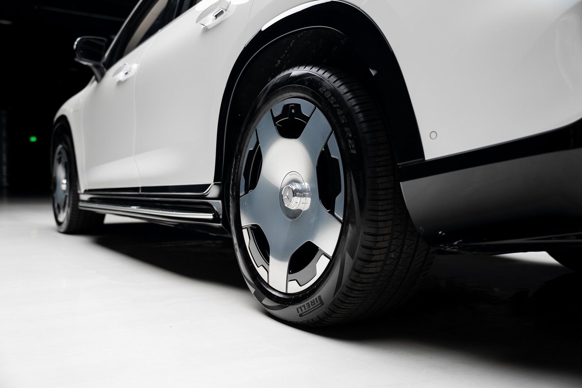 Used 2024 Mercedes-Benz Maybach EQS 680 4MATIC image 75