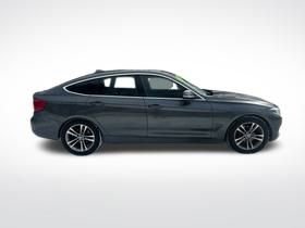 Used 2018 BMW 330i Gran Turismo xDrive image 4