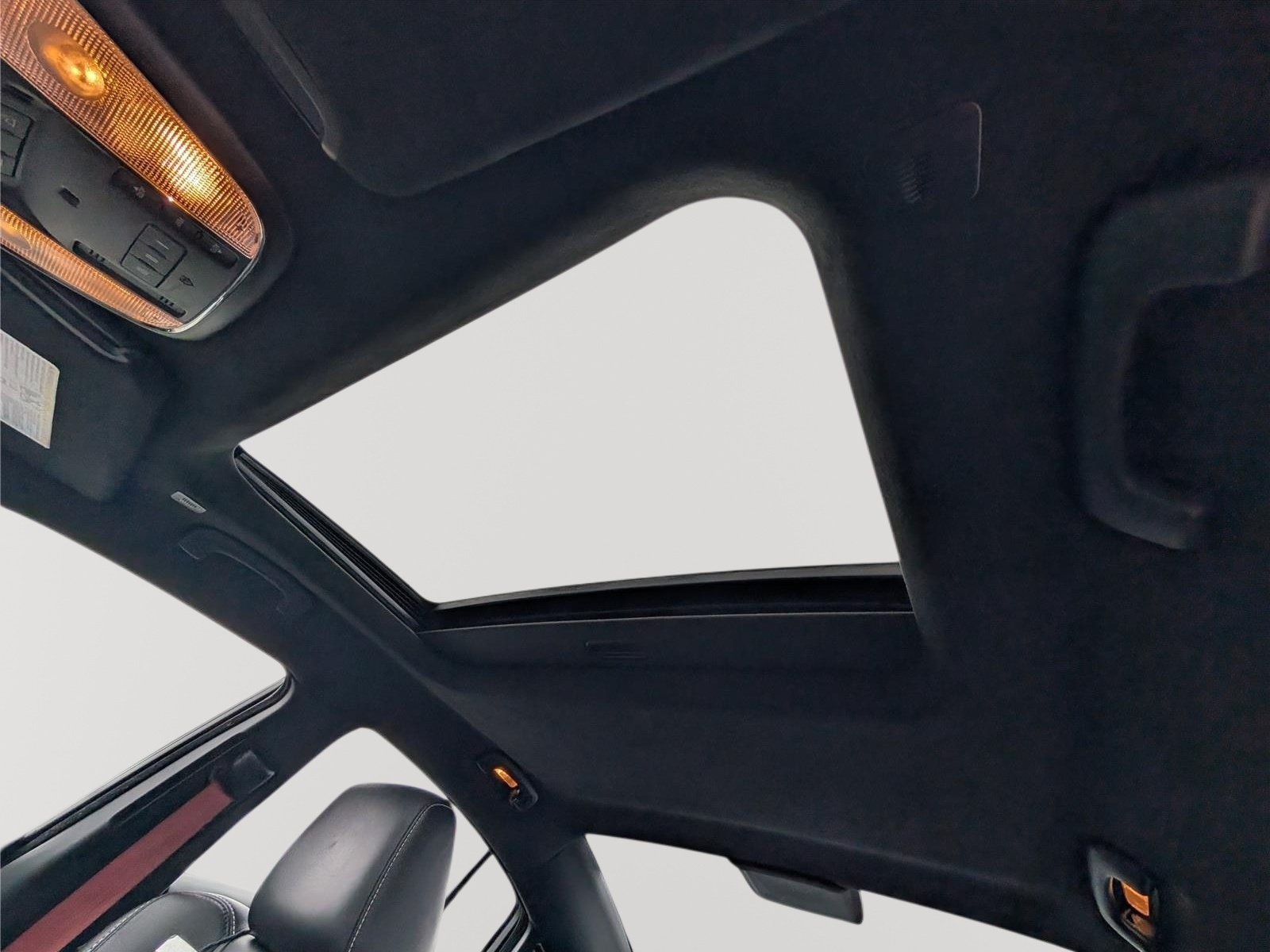 Used 2023 Dodge Charger SRT Hellcat w/ Harman/Kardon Audio Group RWD image 35