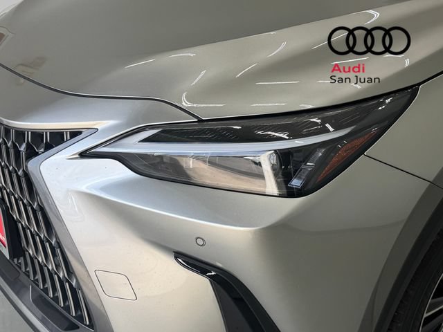 Used 2025 Lexus NX 350h AWD image 4