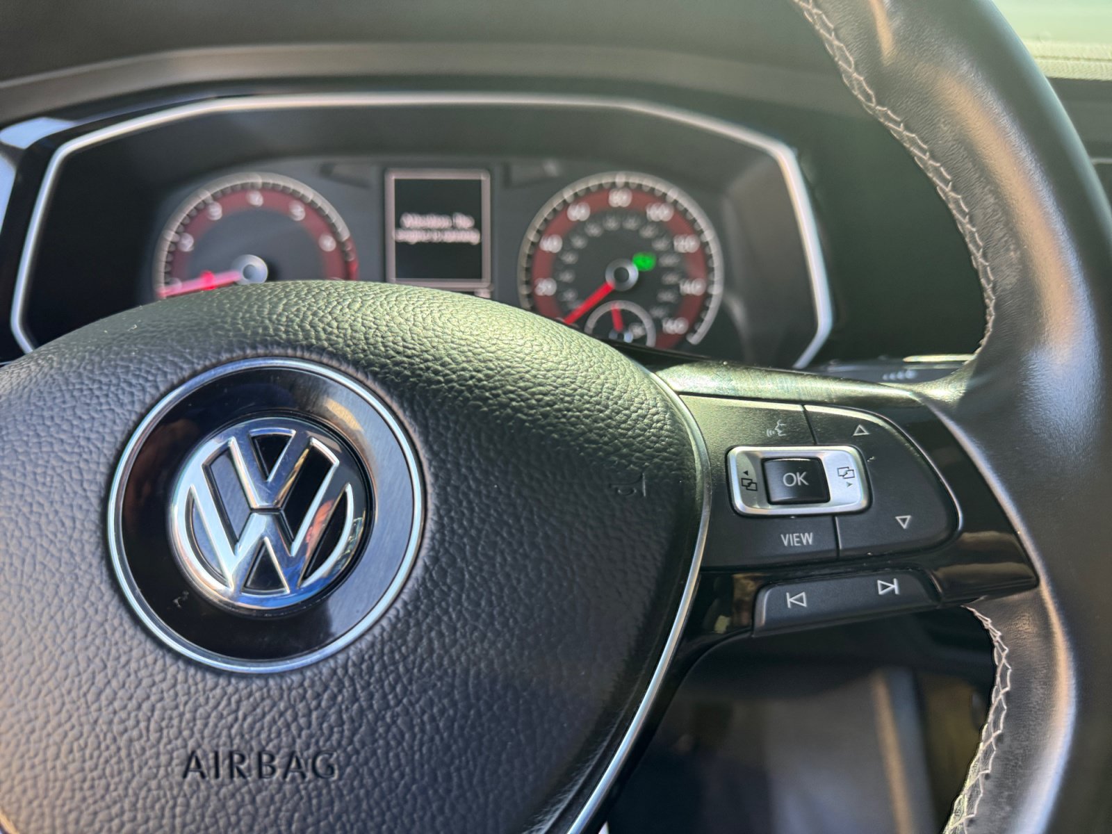 Used 2020 Volkswagen Jetta R-Line FWD image 26