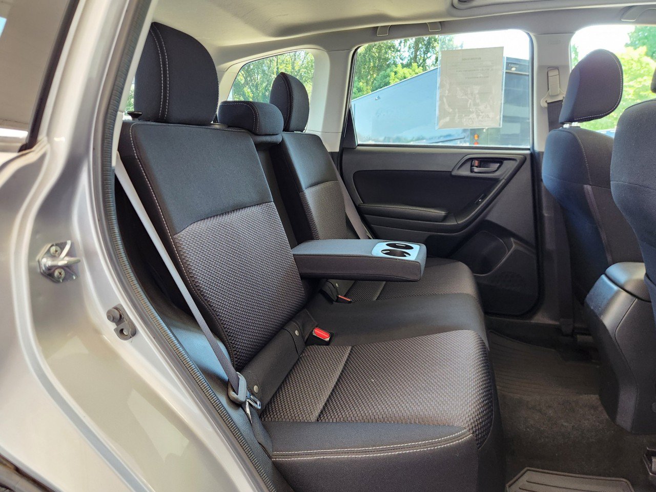 Used 2016 Subaru Forester 2.5i Premium w/ Popular Package #1 AWD/4WD image 18