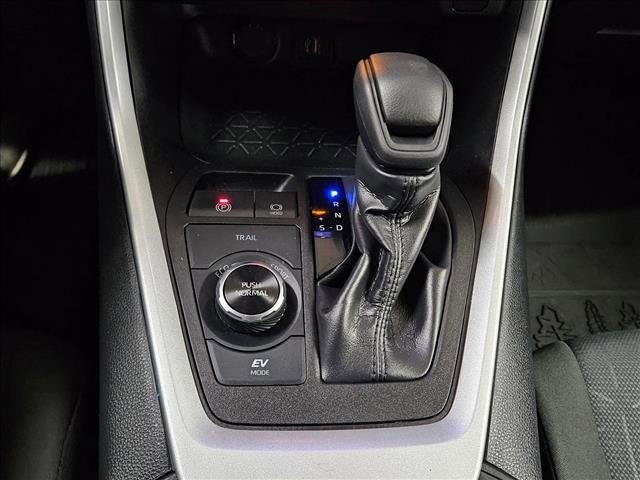 Used 2024 Toyota RAV4 Hybrid Woodland image 13