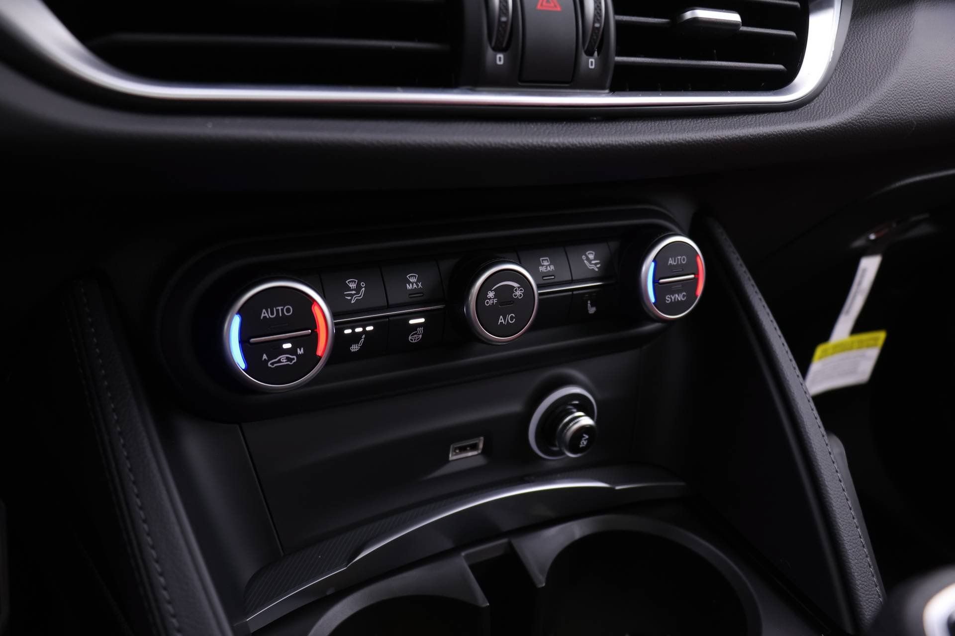 New 2026 Alfa Romeo Stelvio Sprint AWD/4WD image 10