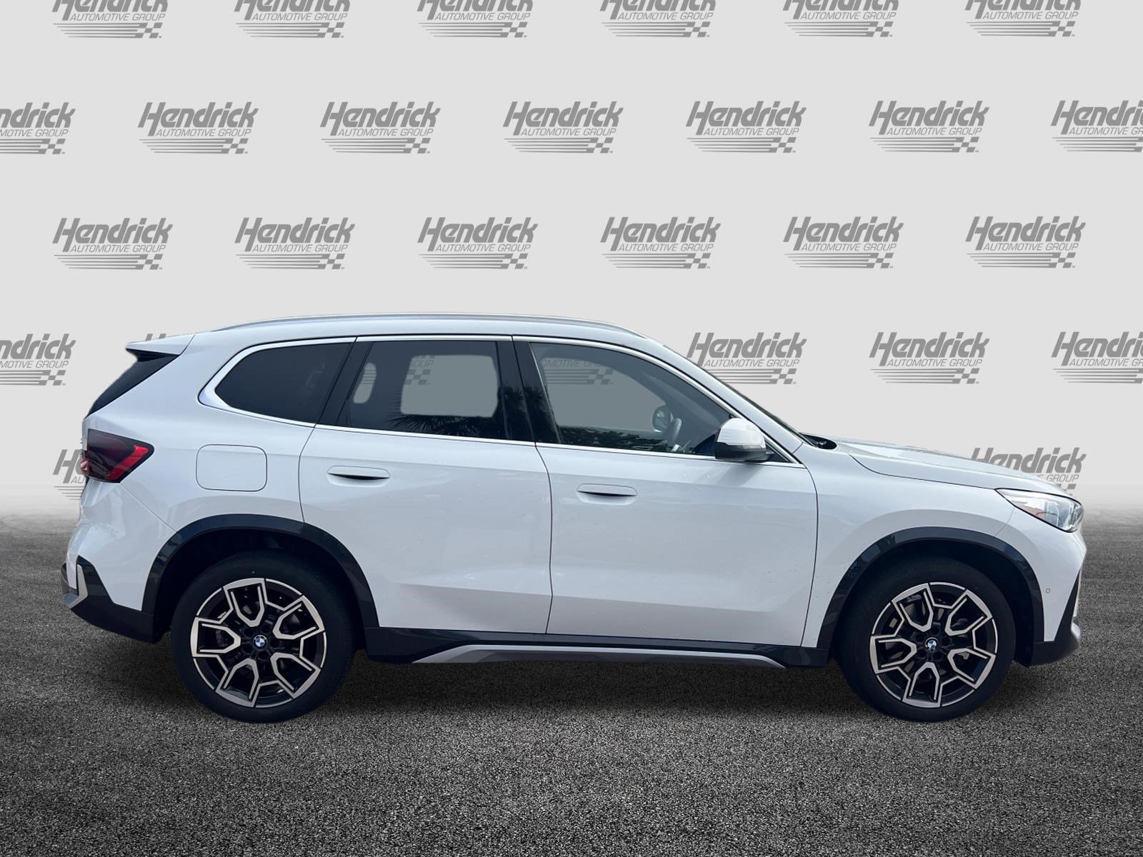 Certified 2025 BMW X1 xDrive28i AWD/4WD image 11