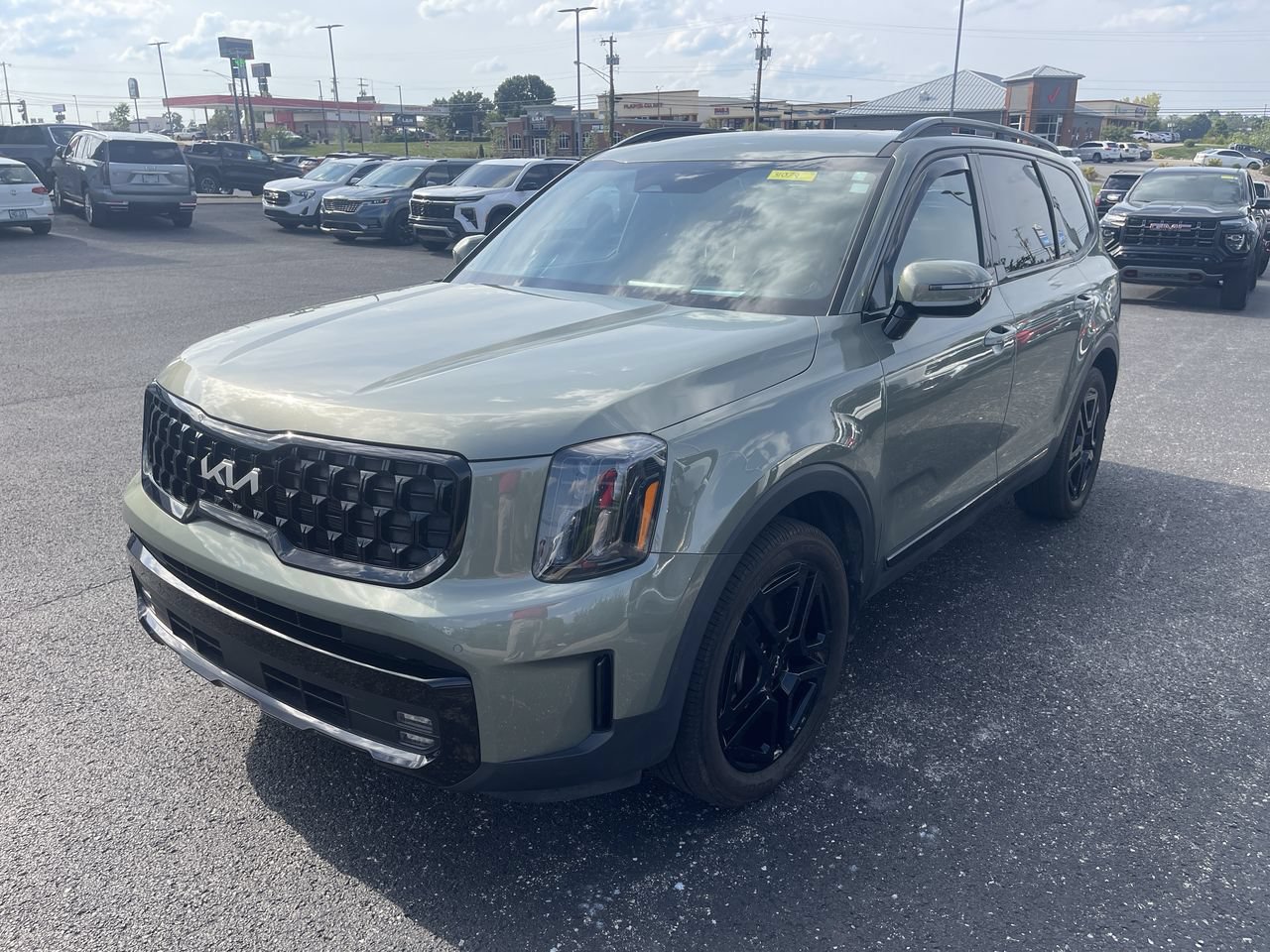 Used 2024 Kia Telluride SX Prestige X-Line AWD/4WD image 1