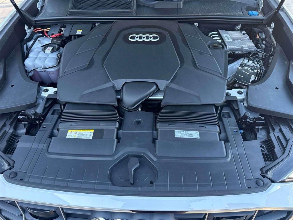 Used 2023 Audi Q8 Premium Plus image 23