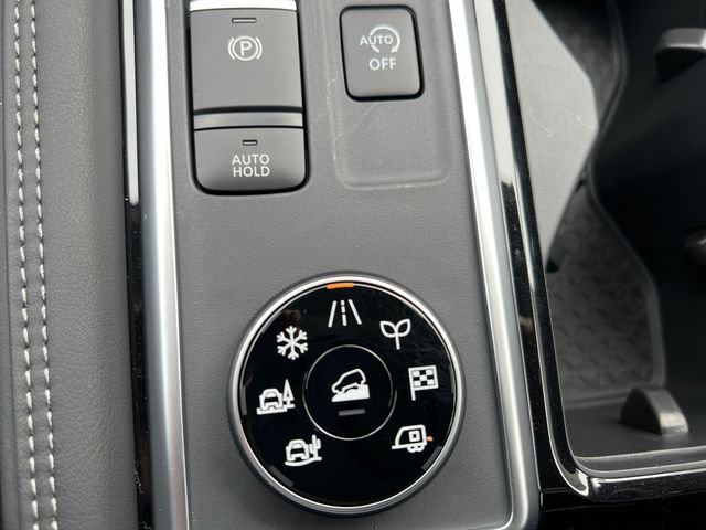 New 2026 Nissan Pathfinder Platinum AWD/4WD image 22