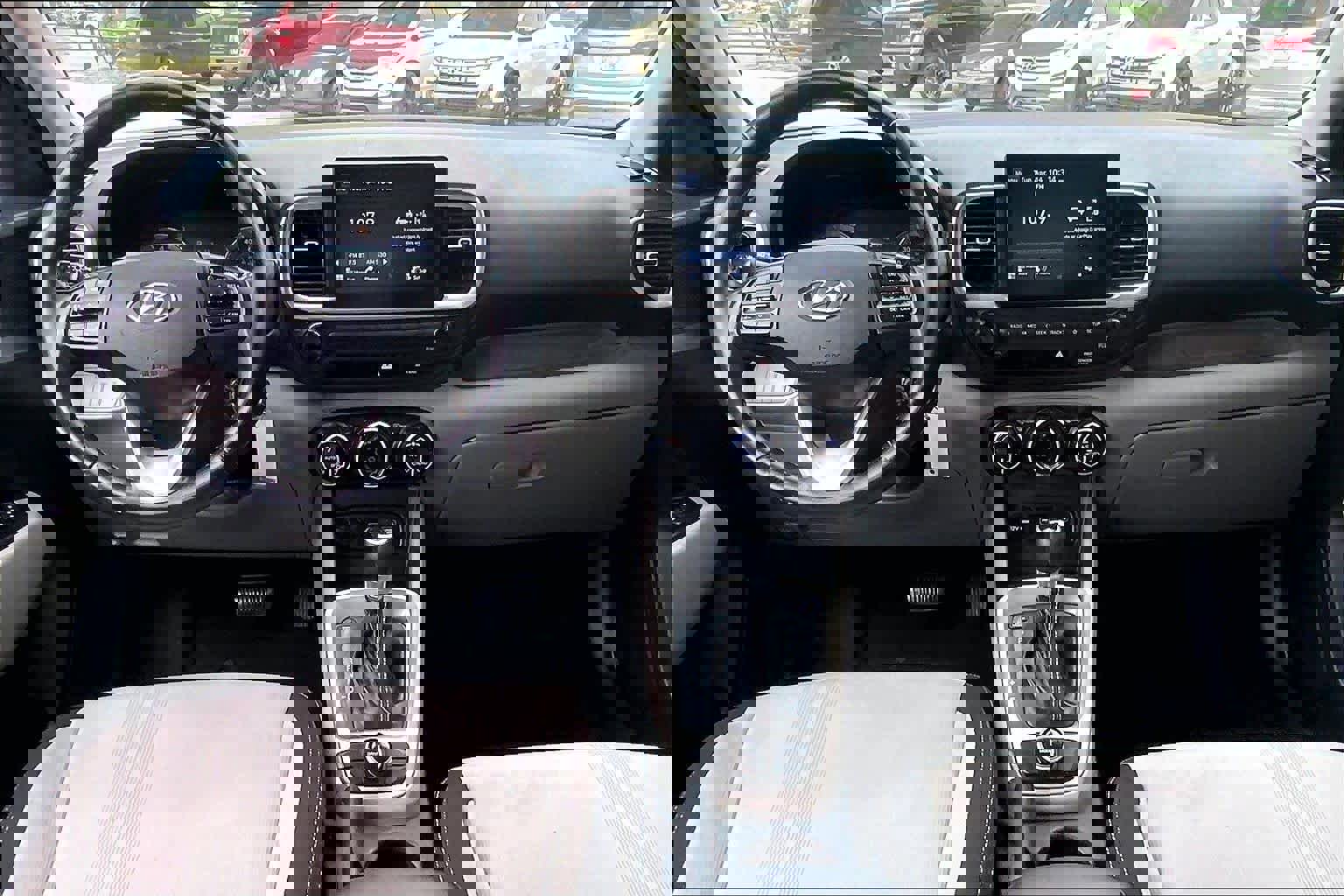 Used 2021 Hyundai Venue SEL w/ Cargo Package FWD image 14