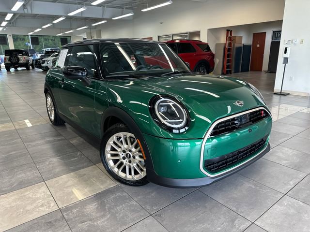 Used 2025 MINI Cooper S FWD image 1