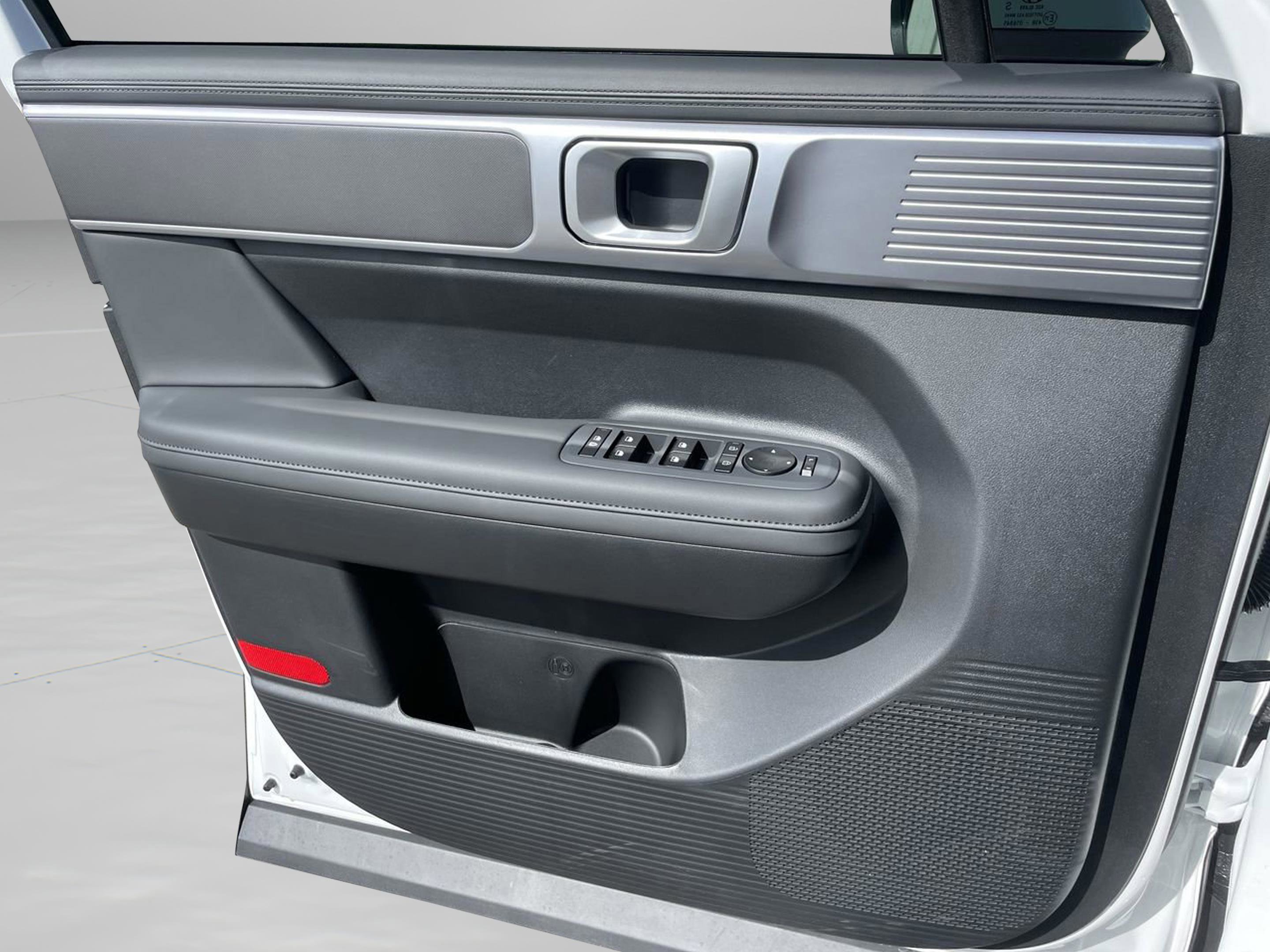 New 2026 Hyundai Santa Fe SEL FWD image 27