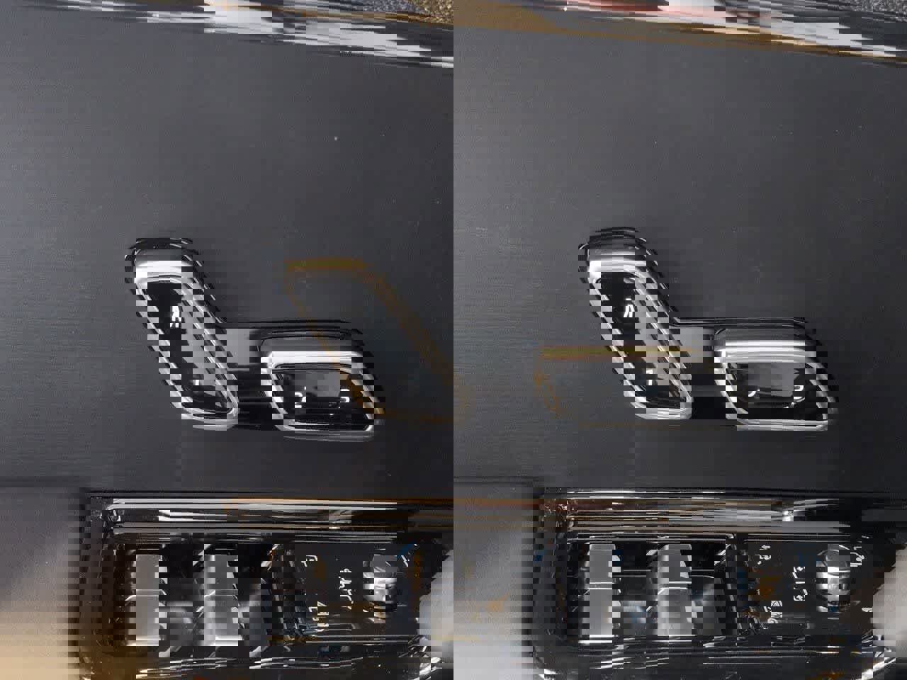 New 2026 Land Rover Range Rover Sport SE image 17