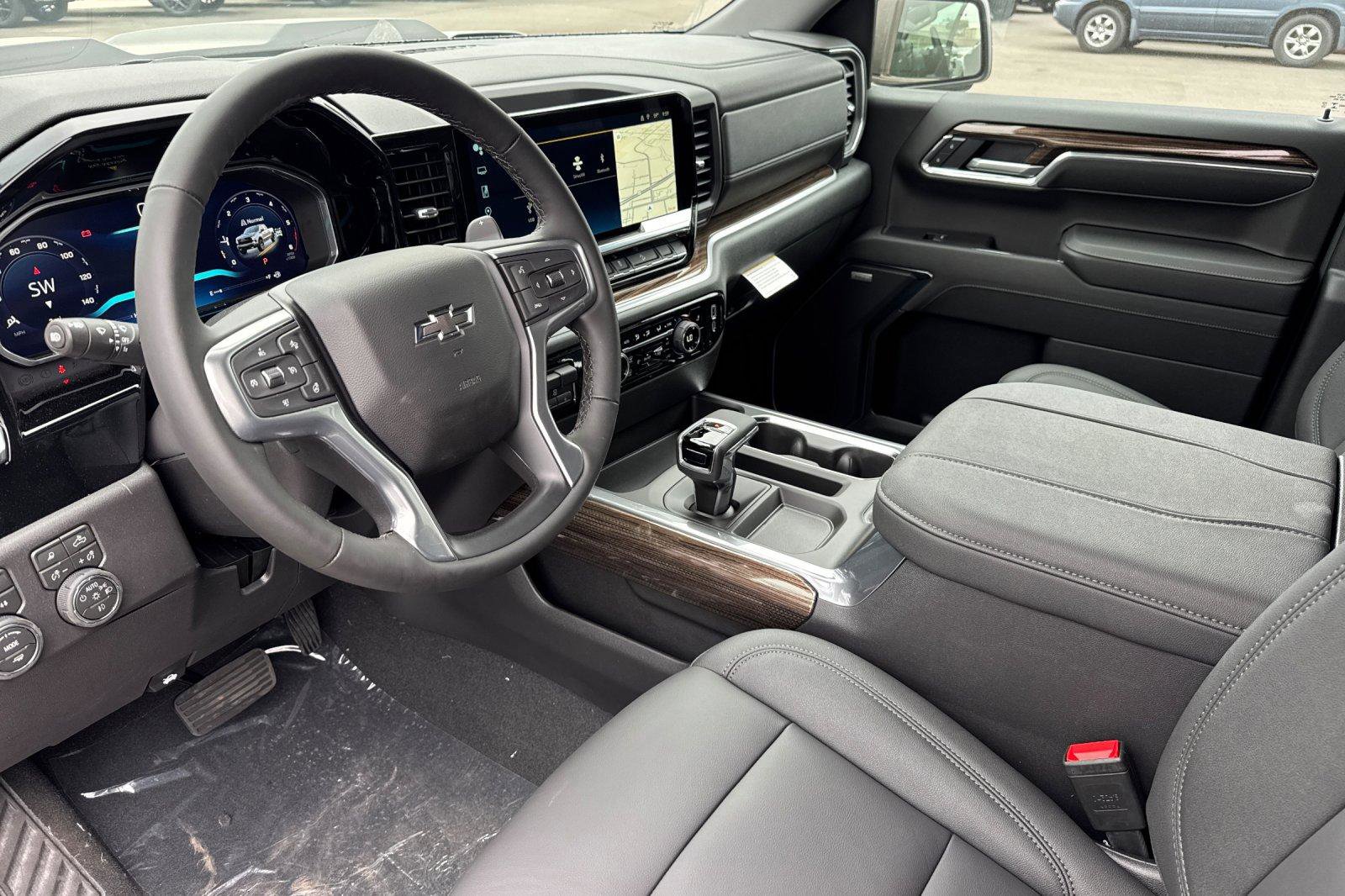 New 2026 Chevrolet Silverado 1500 LT Trail Boss w/ LT Trail Boss Premium Package image 2
