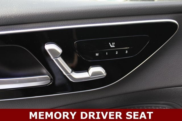 New 2025 Mercedes-Benz C 300 4MATIC Sedan image 12