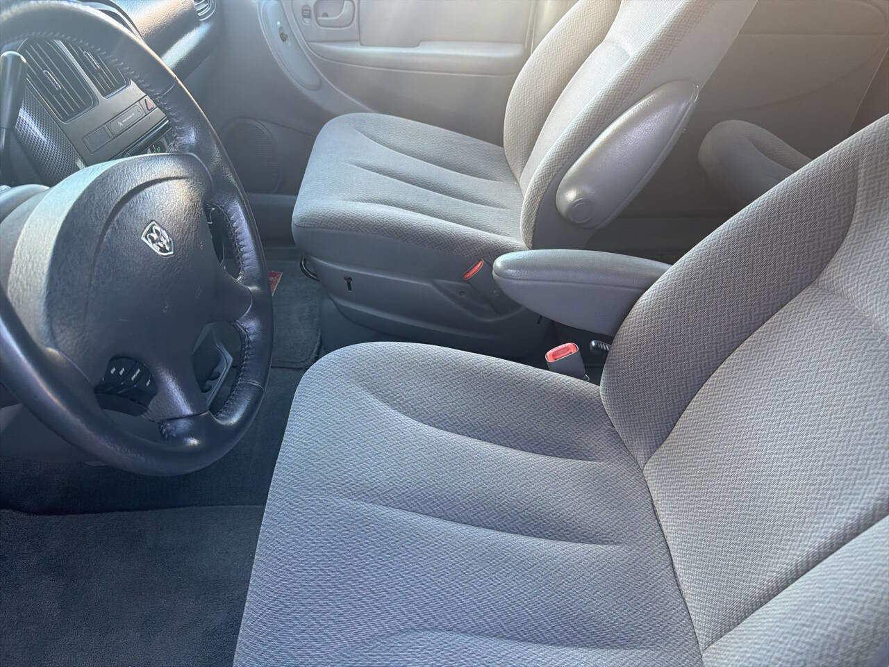 Used 2007 Dodge Grand Caravan SXT image 14