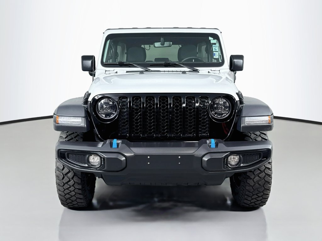 Used 2023 Jeep Wrangler Unlimited w/ Cold Weather Group AWD/4WD image 3