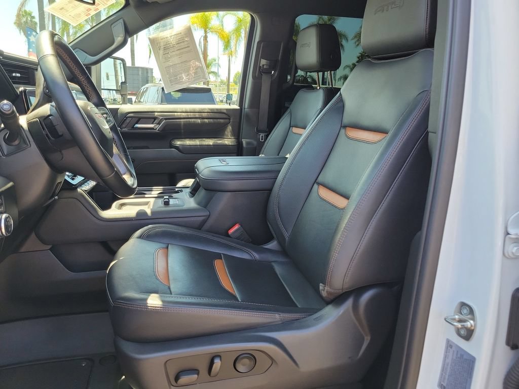Used 2024 GMC Sierra 2500 AT4 w/ AT4 Preferred Package AWD/4WD image 18