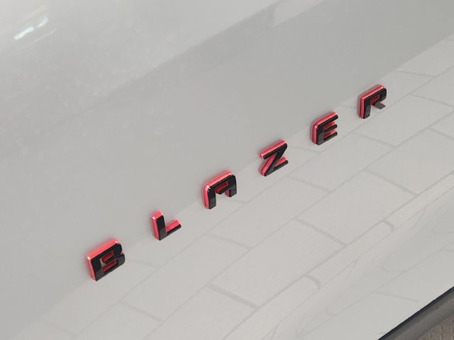 Used 2022 Chevrolet Blazer LT w/ Redline Edition FWD image 10