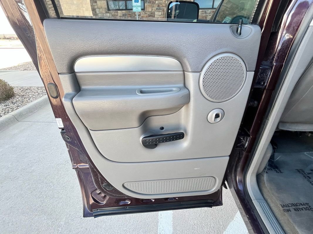 Used 2004 Dodge Ram 2500 Truck SLT w/ Trailer Tow Group AWD/4WD image 13