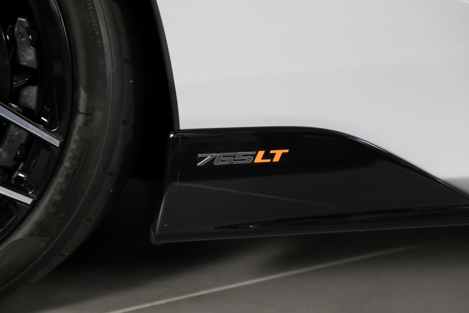 Used 2022 McLaren 765LT RWD image 23