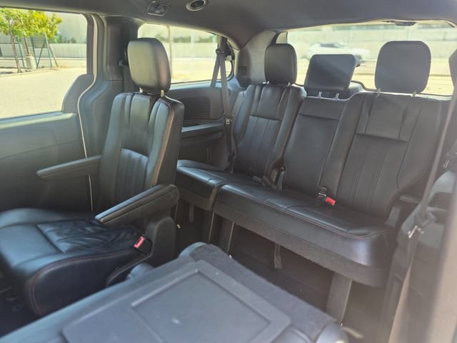 Used 2019 Dodge Grand Caravan GT FWD image 29
