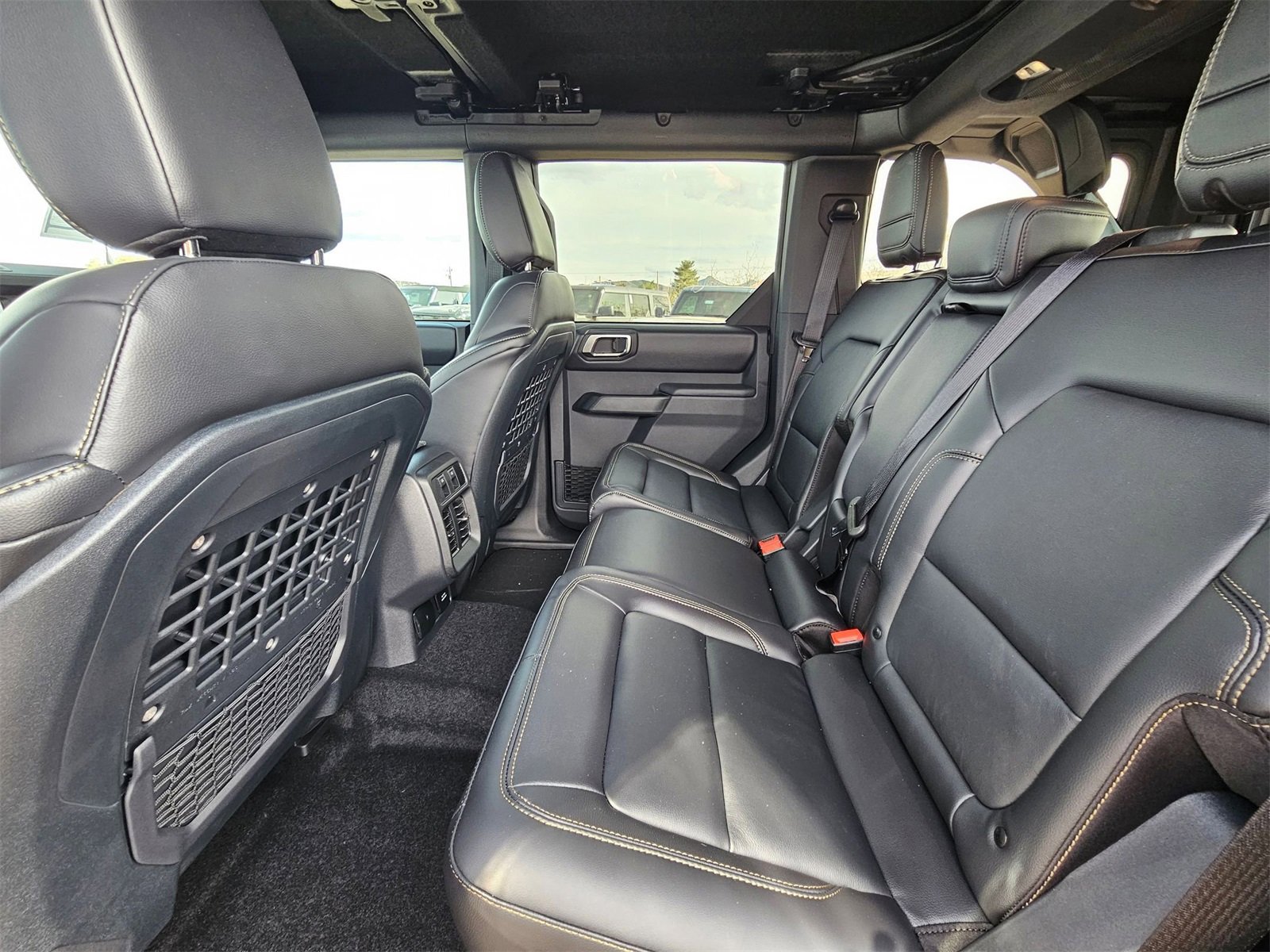 New 2025 Ford Bronco Badlands image 25