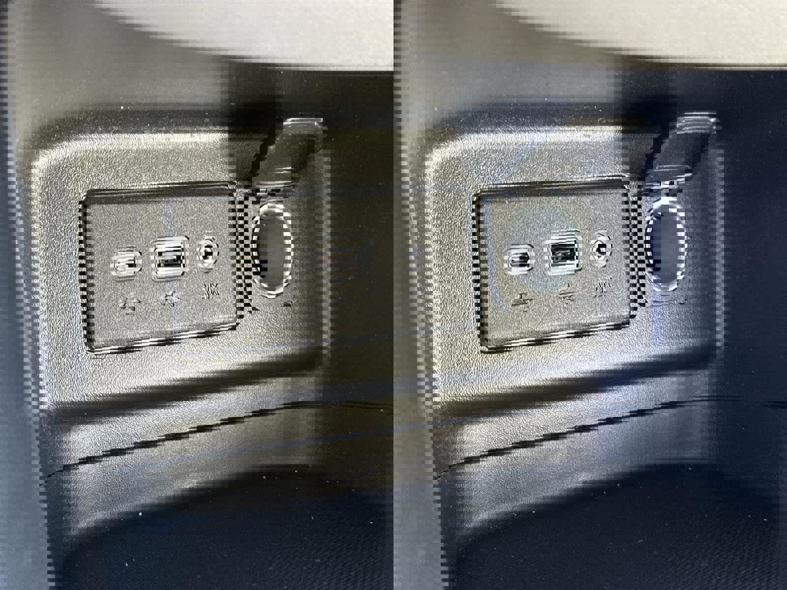 Used 2022 Chevrolet Equinox LS w/ LS Convenience Package image 25